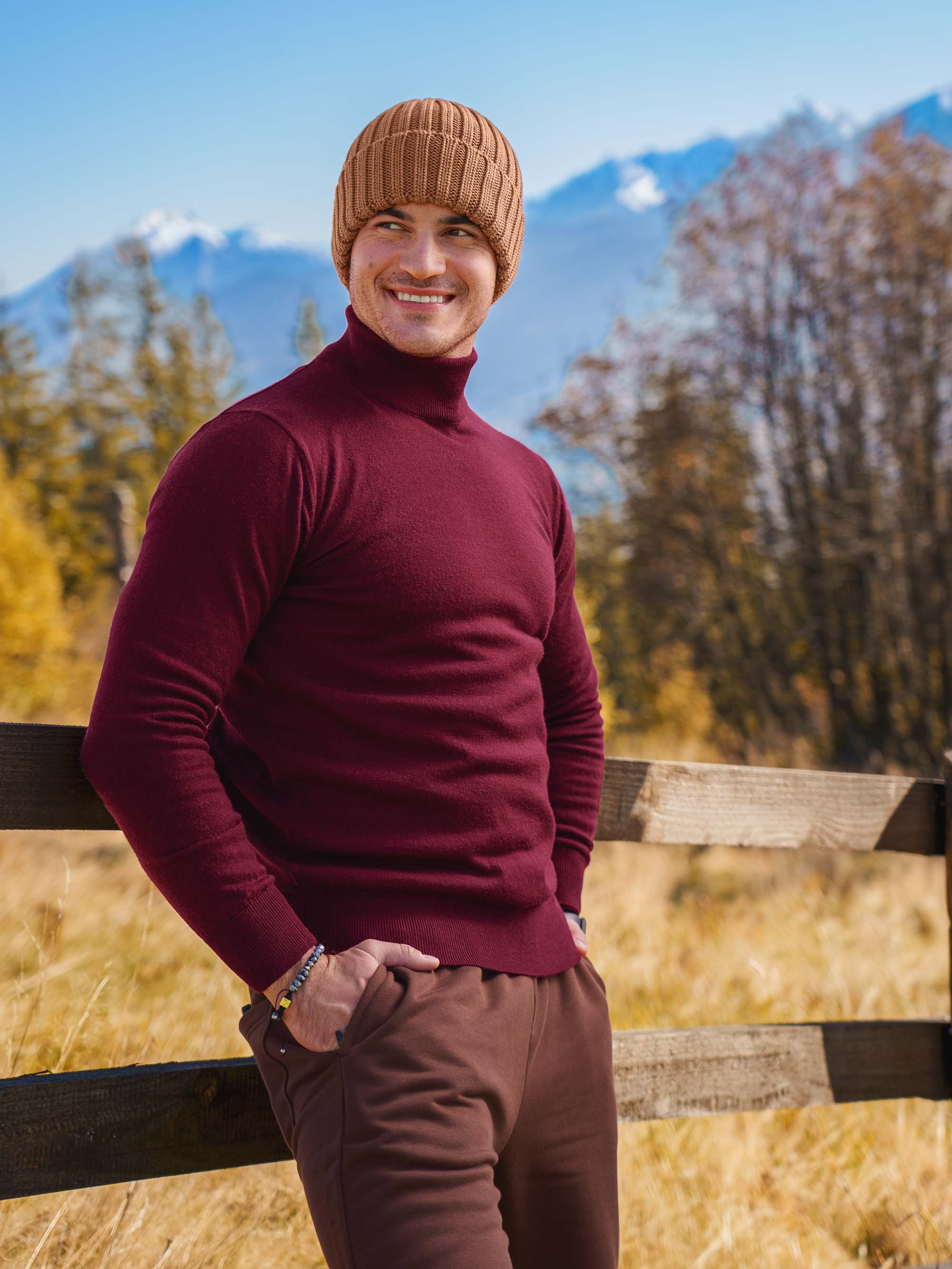Bordowy golf z wełny merino męski