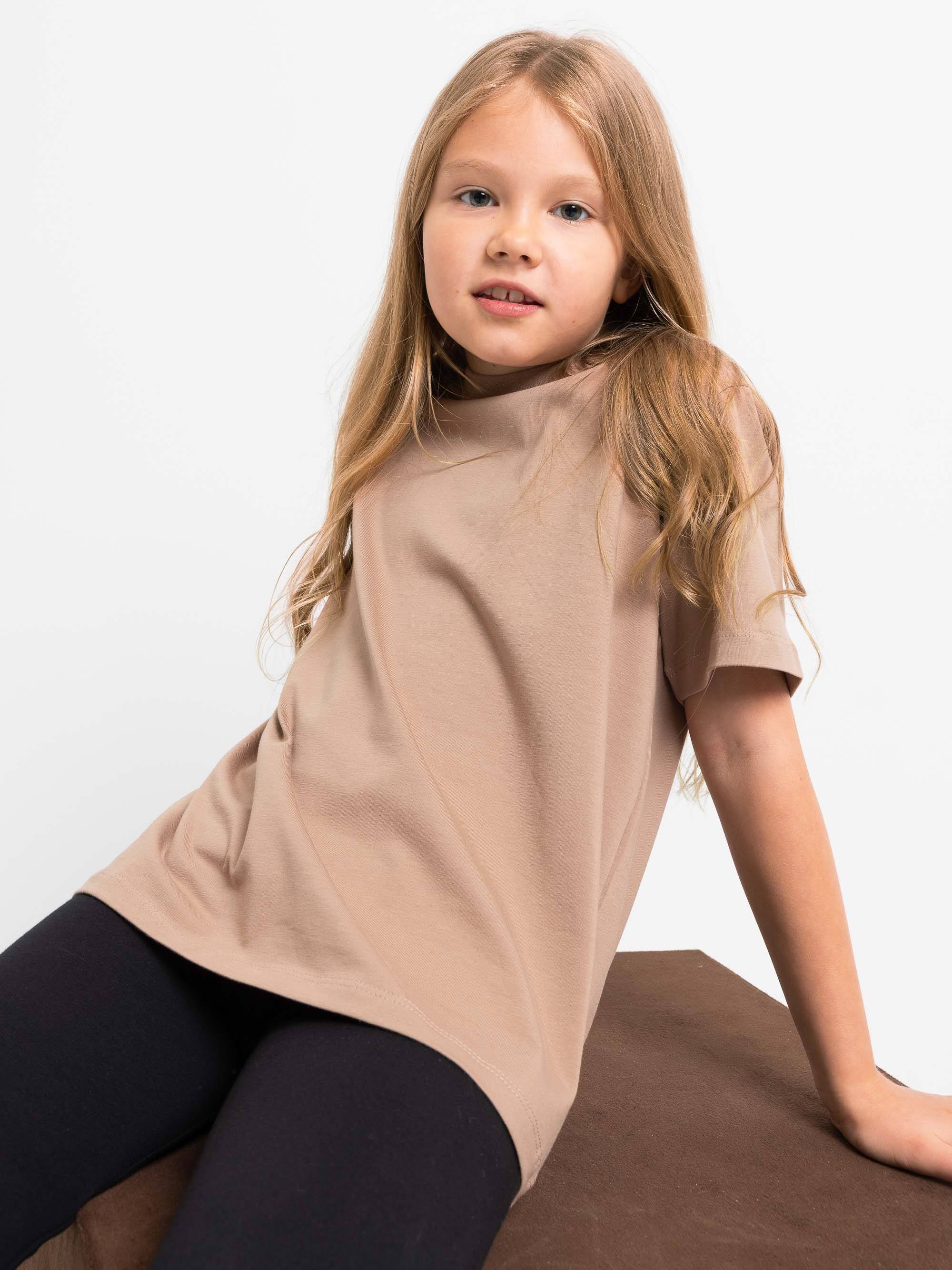 Mocha mousse T-shirt ze ściągaczem