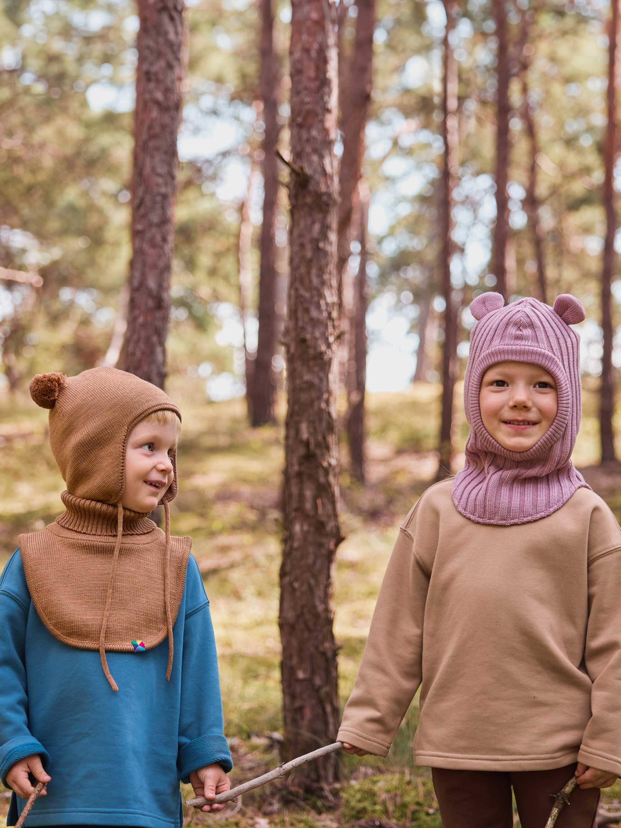 Brudnoróżowa kominiarka merino z uszkami