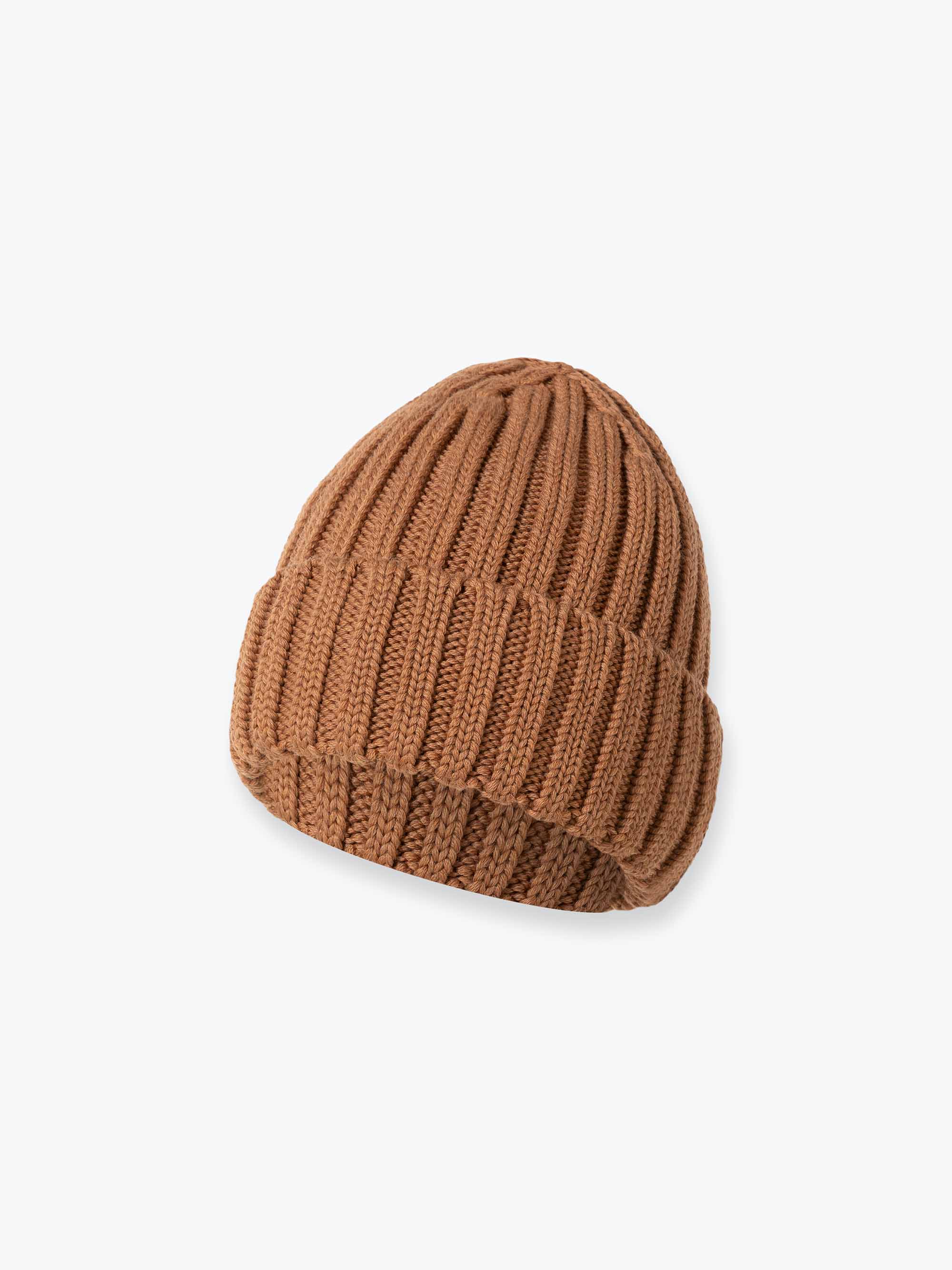 Karmelowa czapka merino o grubym splocie